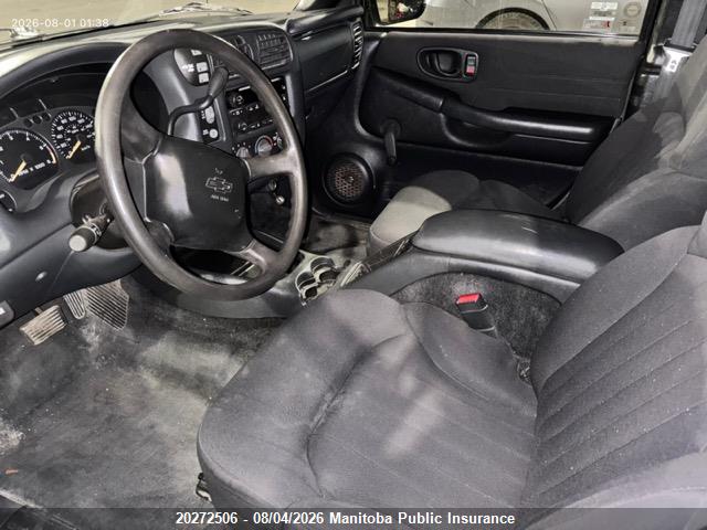 20272506 :رقم المزاد ، 1GNCT18X65K117970 vin ، 2005 Chevrolet Blazer Ls مزاد بيع