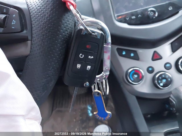 Chevrolet SONIC LS 2014 1G1JC5EH8E4190128 Image 9
