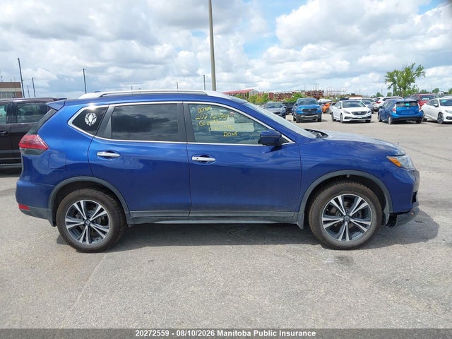20272559 :رقم المزاد ، 5N1AT2MV5LC807366 vin ، 2020 Nissan Rogue Sv مزاد بيع