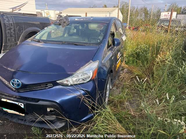 Toyota PRIUS V 2015 JTDZN3EU8FJ031957 Image 2