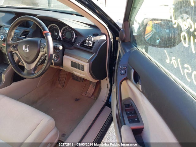 20272618 :رقم المزاد ، CU21003510 vin ، 2009 Honda Accord Touring مزاد بيع