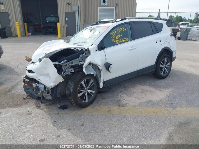20272731 :رقم المزاد ، 2T3WFREV6JW456230 vin ، 2018 Toyota Rav4 Xle مزاد بيع