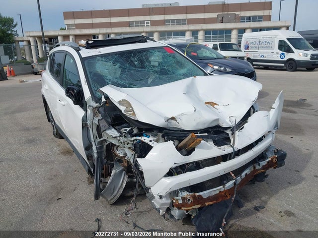 20272731 :رقم المزاد ، 2T3WFREV6JW456230 vin ، 2018 Toyota Rav4 Xle مزاد بيع