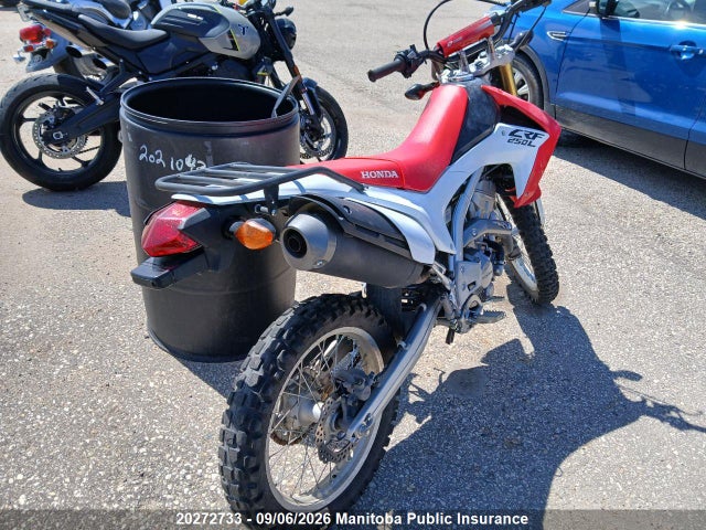 2015 Honda Crf 250l მანქანა იყიდება აუქციონზე, vin: MLHMD3829F5200297, აუქციონის ნომერი: 20272733