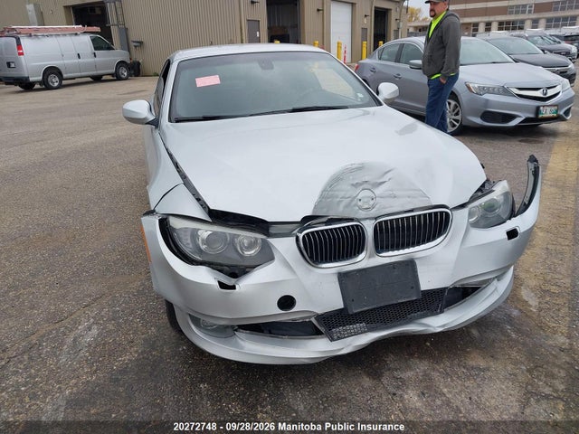 2011 Bmw 328i Cabriolet მანქანა იყიდება აუქციონზე, vin: WBADW3C59BE537574, აუქციონის ნომერი: 20272748