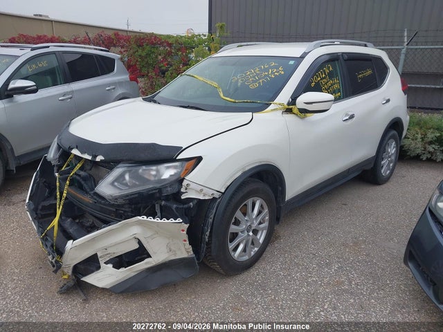 Nissan ROGUE SV 2017 5N1AT2MV5HC797848 Image 2