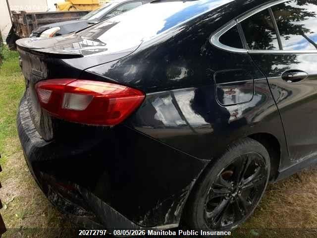 20272797 :رقم المزاد ، 1G1BF5SM4H7171415 vin ، 2017 Chevrolet Cruze Lt Turbo مزاد بيع