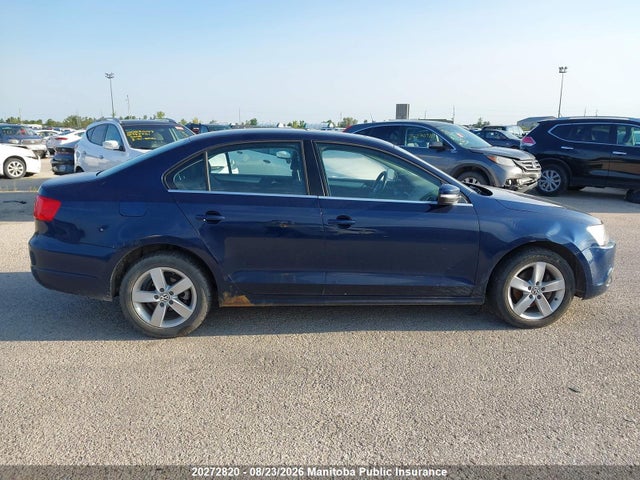 3VWD07AJ5EM391018 Volkswagen Jetta 1.8 Tsi