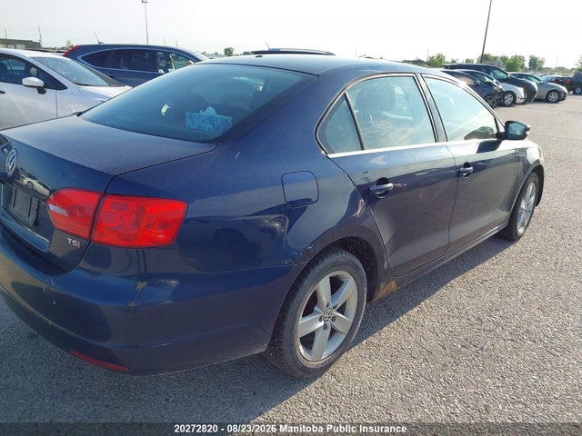 3VWD07AJ5EM391018 Volkswagen Jetta 1.8 Tsi