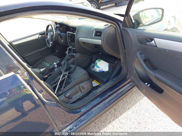 3VWD07AJ5EM391018 Volkswagen Jetta 1.8 Tsi