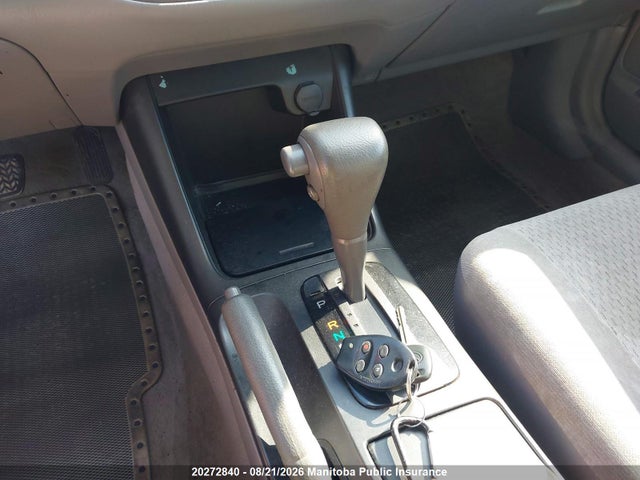 2002 Toyota Camry Le მანქანა იყიდება აუქციონზე, vin: JTDBE32K520093417, აუქციონის ნომერი: 20272840