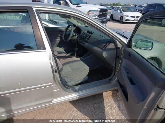 2002 Toyota Camry Le მანქანა იყიდება აუქციონზე, vin: JTDBE32K520093417, აუქციონის ნომერი: 20272840