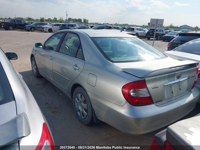 2002 Toyota Camry Le მანქანა იყიდება აუქციონზე, vin: JTDBE32K520093417, აუქციონის ნომერი: 20272840