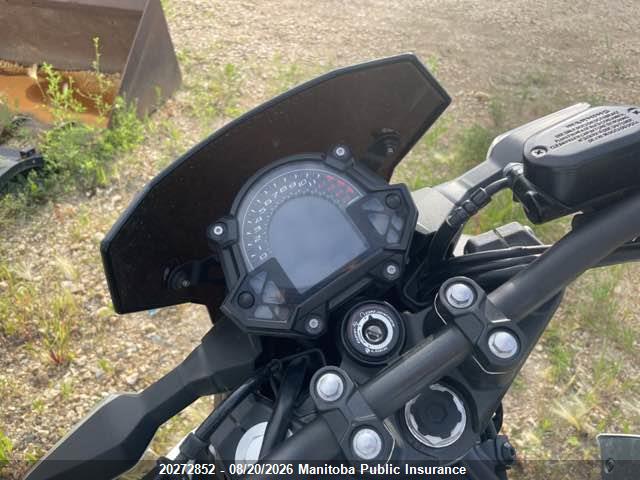 Kawasaki Z400 Abs 2022 JKAERKD12NDAJ1797 Image 7