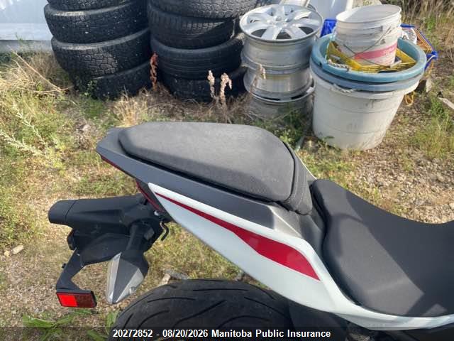 Kawasaki Z400 Abs 2022 JKAERKD12NDAJ1797 Image 8