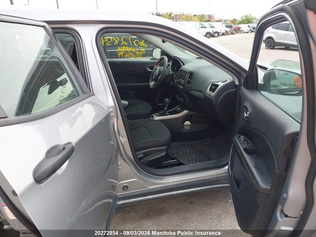 Jeep Compass Sport 2018 3C4NJCAB9JT415679 Image 5