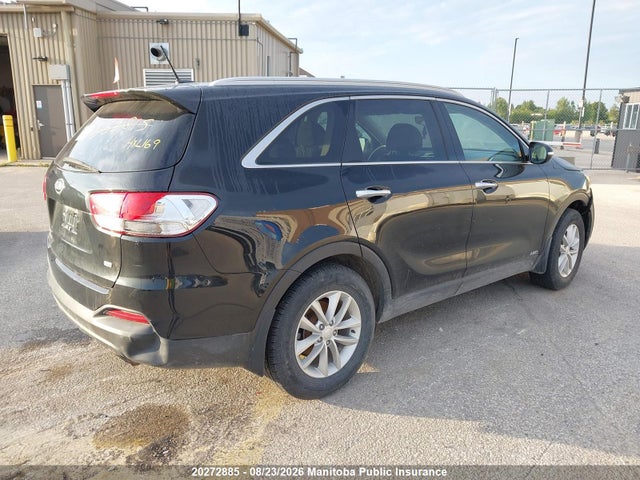 KIA SORENTO LX 2018 5XYPGDA35JG399185 Image 4