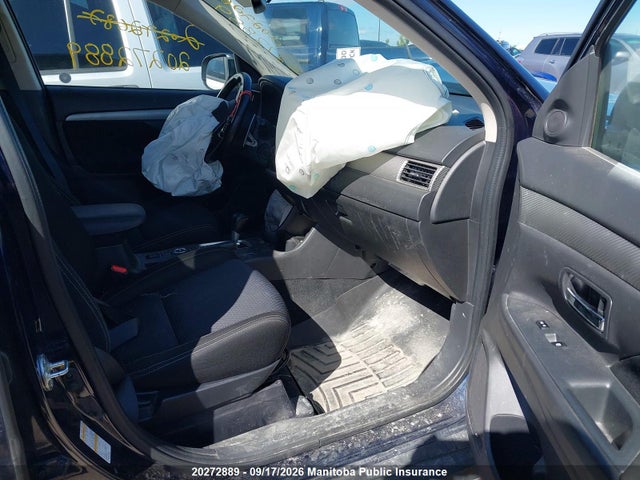 JA4JZ3AX3GZ612149 Mitsubishi Outlander Se