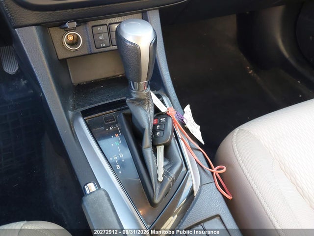 2015 Toyota Corolla Le მანქანა იყიდება აუქციონზე, vin: 2T1BURHE1FC332366, აუქციონის ნომერი: 20272912