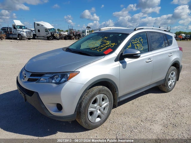 2T3ZFREV1EW074108 Toyota RAV4 LE
