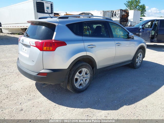 2T3ZFREV1EW074108 Toyota RAV4 LE