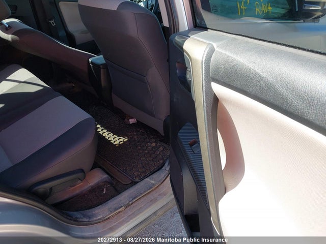 2T3ZFREV1EW074108 Toyota RAV4 LE