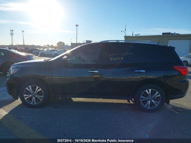 5N1DR2MM3JC611054 Nissan Pathfinder Sv