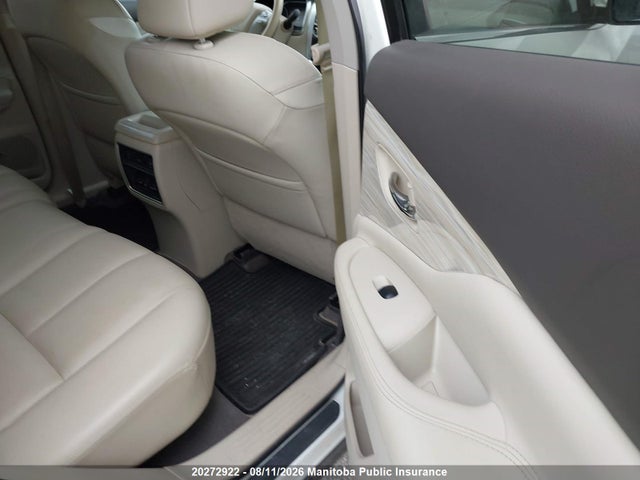 20272922 :رقم المزاد ، 5N1AZ2MH7HN133094 vin ، 2017 Nissan Murano Platinum مزاد بيع