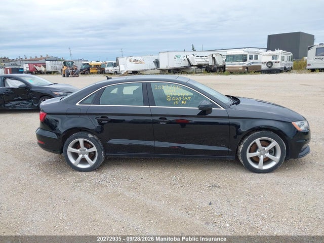 20272935 :رقم المزاد ، WAUACRFF7F1028325 vin ، 2015 Audi A3 1.8t مزاد بيع