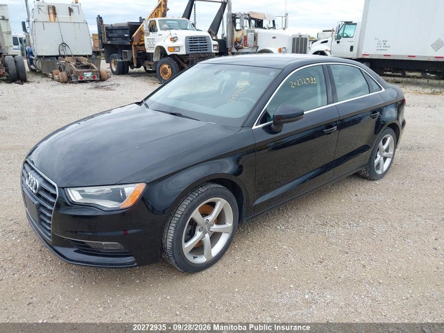20272935 :رقم المزاد ، WAUACRFF7F1028325 vin ، 2015 Audi A3 1.8t مزاد بيع