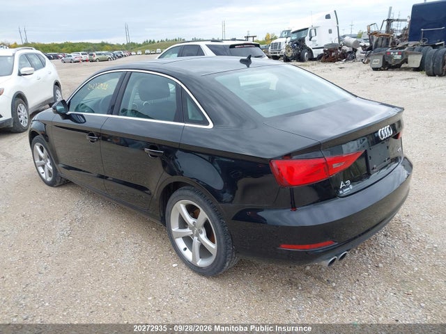 20272935 :رقم المزاد ، WAUACRFF7F1028325 vin ، 2015 Audi A3 1.8t مزاد بيع