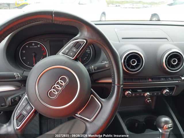 20272935 :رقم المزاد ، WAUACRFF7F1028325 vin ، 2015 Audi A3 1.8t مزاد بيع