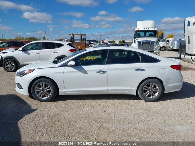Hyundai SONATA GLS 2016 5NPE24AF1GH293723 Image 14