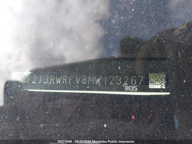 2T3RWRFV8MW123267 Toyota Rav4 Xse Hybrid