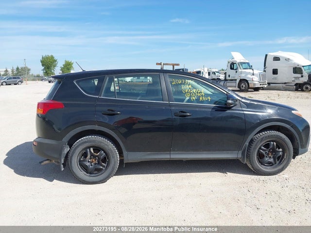 2T3BFREV9EW137604 Toyota RAV4 LE