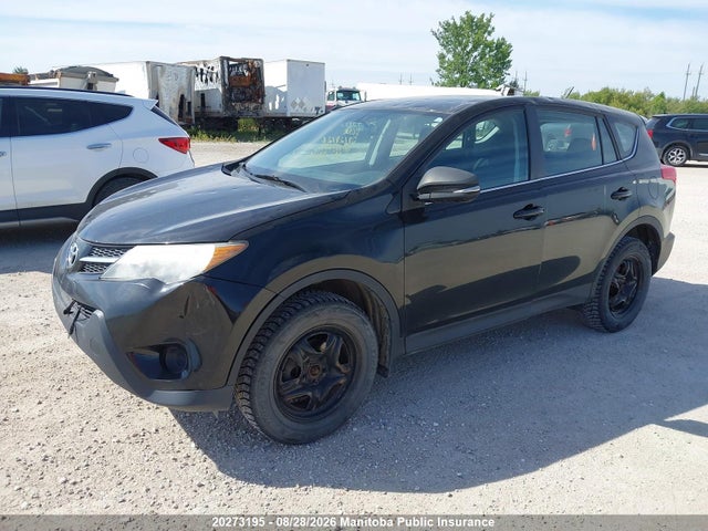 2T3BFREV9EW137604 Toyota RAV4 LE
