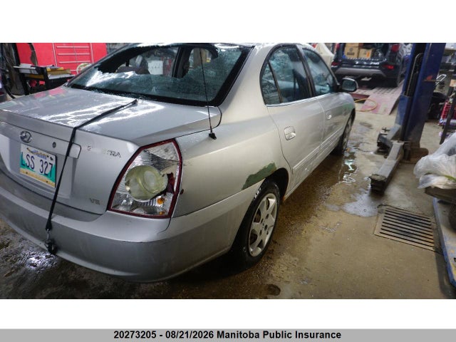2005 Hyundai Elantra Se მანქანა იყიდება აუქციონზე, vin: KMHDN45D15U090101, აუქციონის ნომერი: 20273205
