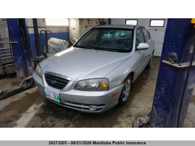 2005 Hyundai Elantra Se მანქანა იყიდება აუქციონზე, vin: KMHDN45D15U090101, აუქციონის ნომერი: 20273205
