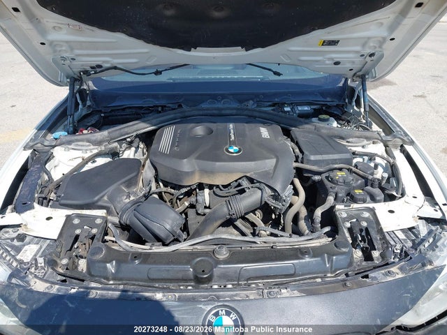 BMW 330i Xdrive 2017 WBA8D9C36HA011590 Image 10