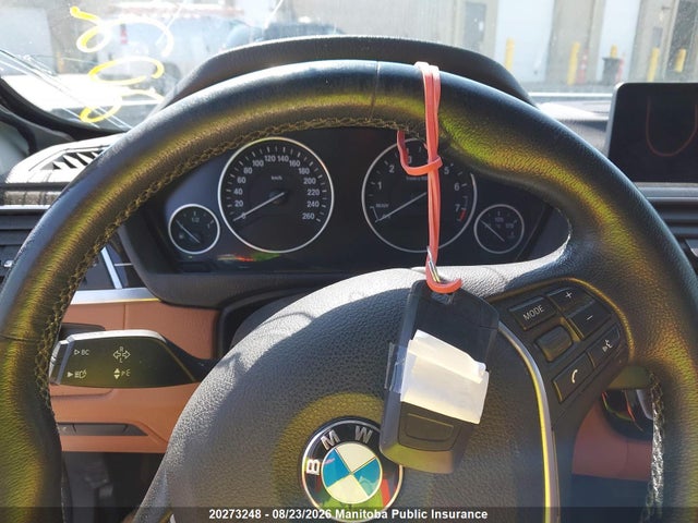 BMW 330i Xdrive 2017 WBA8D9C36HA011590 Image 7