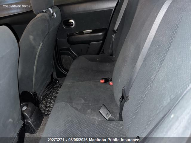 20273271 :رقم المزاد ، 3N1BC1CP4AL352066 vin ، 2010 Nissan Versa 1.8 S مزاد بيع