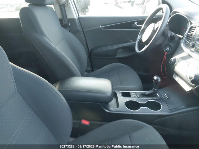 KIA SORENTO LX 2018 5XYPGDA39JG383149 Image 5