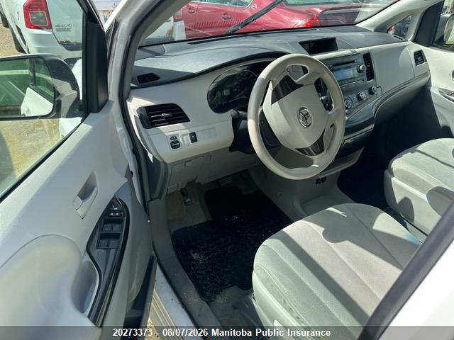 2014 Toyota Sienna Ce V6 მანქანა იყიდება აუქციონზე, vin: 5TDZK3DC5ES486171, აუქციონის ნომერი: 20273373