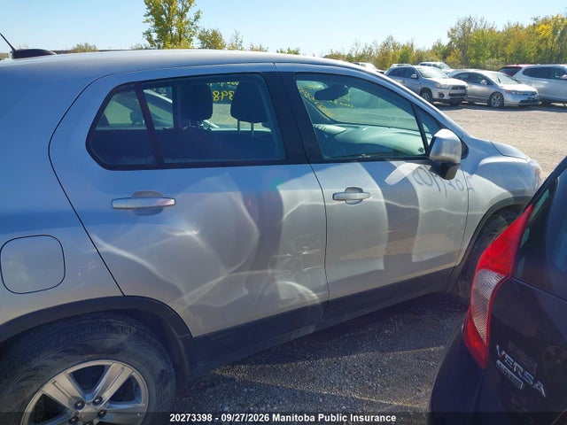 Chevrolet TRAX LS 2019 3GNCJKSB0KL311588 Image 12