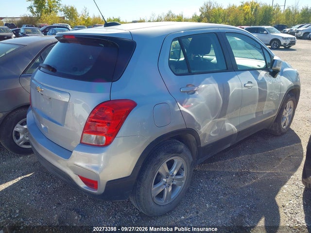 Chevrolet TRAX LS 2019 3GNCJKSB0KL311588 Image 4