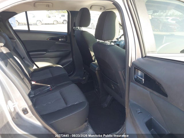 Mitsubishi Eclipse Cross Se 2018 JA4AT4AA0JZ618128 Image 8