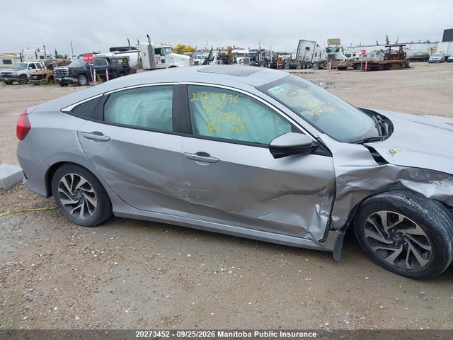 Honda CIVIC EX 2017 2HGFC2F84HH005169 Image 12