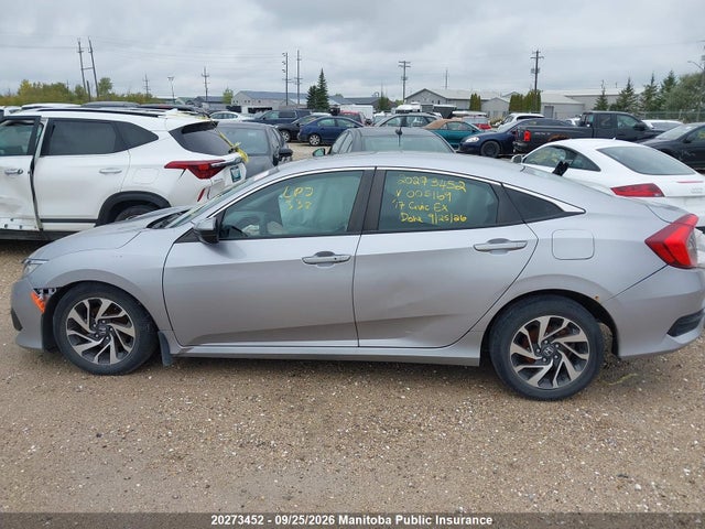 Honda CIVIC EX 2017 2HGFC2F84HH005169 Image 13
