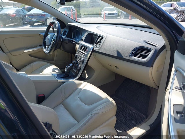 20273458 :رقم المزاد ، YV1902FH5E2286918 vin ، 2014 Volvo S60 T6 مزاد بيع