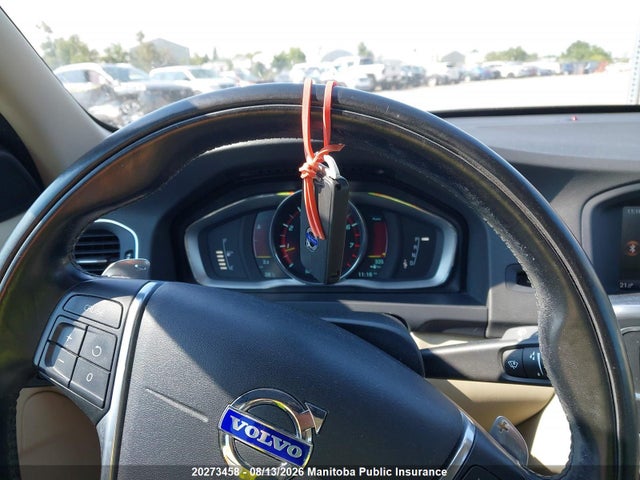 20273458 :رقم المزاد ، YV1902FH5E2286918 vin ، 2014 Volvo S60 T6 مزاد بيع